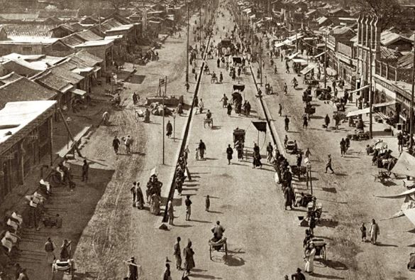 老照片：袁世凯治下的北京，内城街景，1915年！